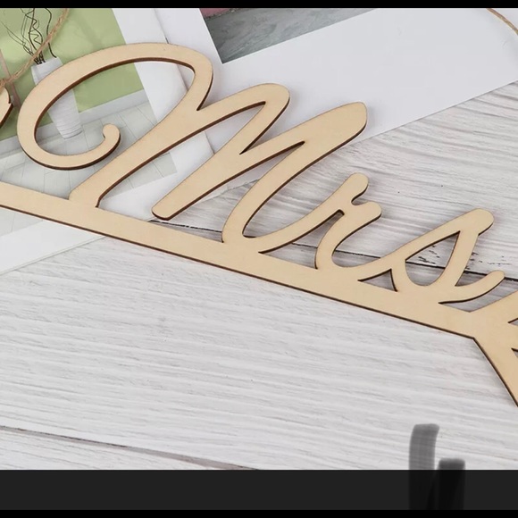 New Wooden Mr. & Mrs Wedding Day Signs - Picture 10 of 12